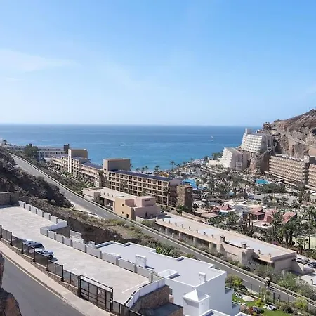 Apartment Building Taurito