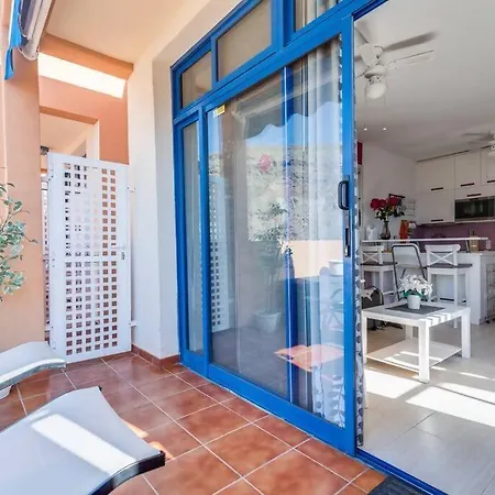 Building Apartment *